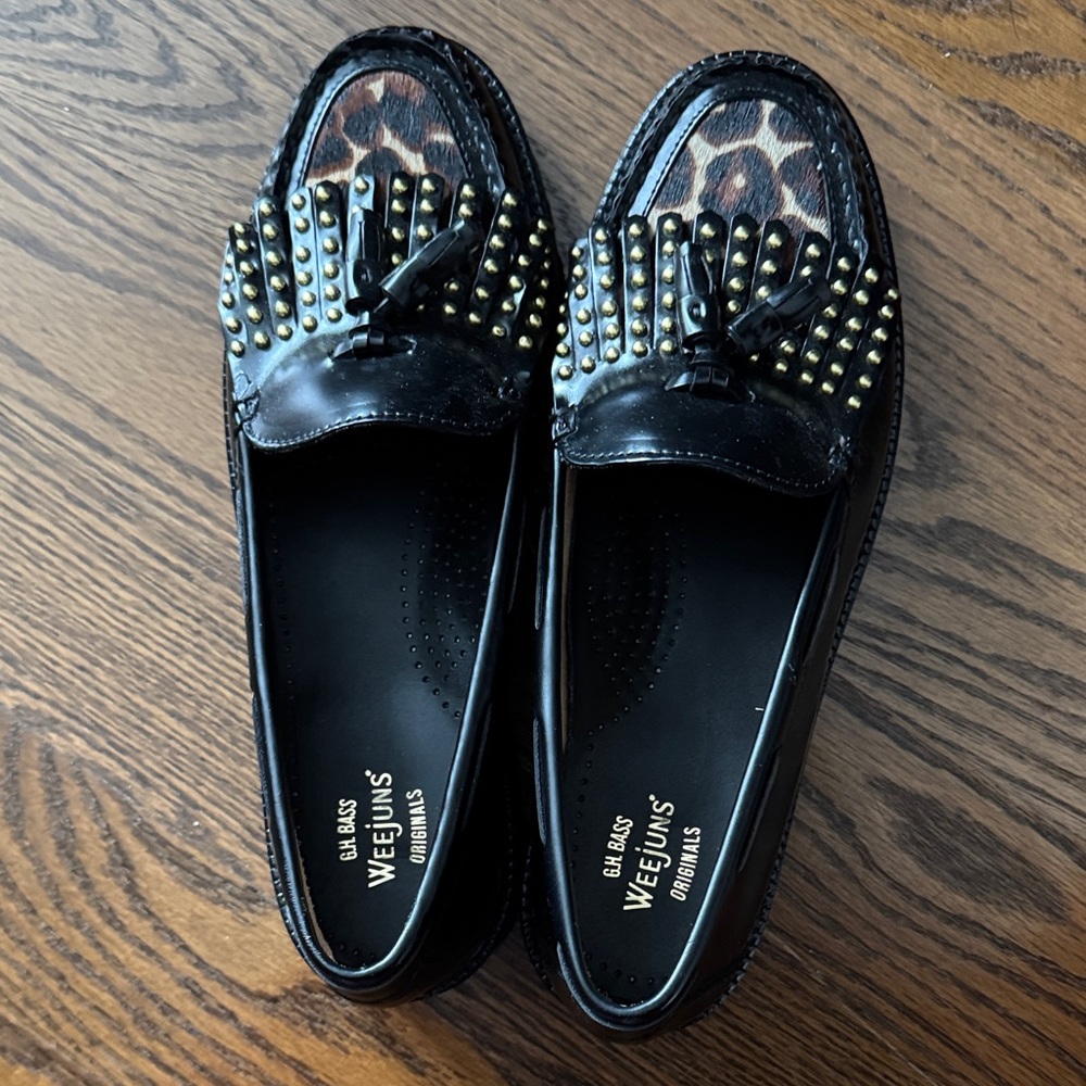 G.H. Bass & Co. Black Loafers with Gold Accents and tassels and leopard toe